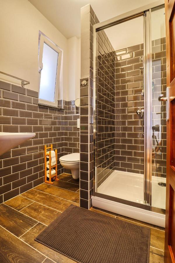 Barka Apartman Eger Exteriér fotografie