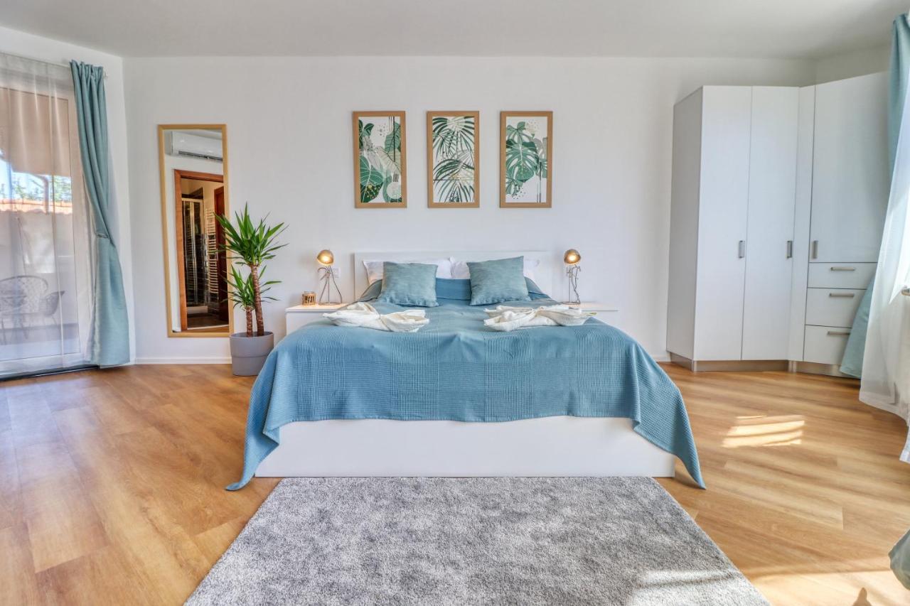 Barka Apartman Eger Exteriér fotografie